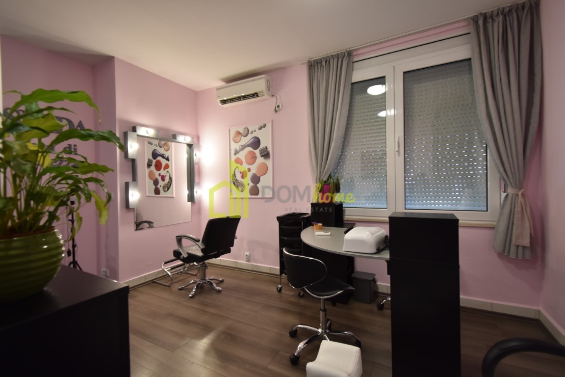 Poslovni prostor 58m2, Centar